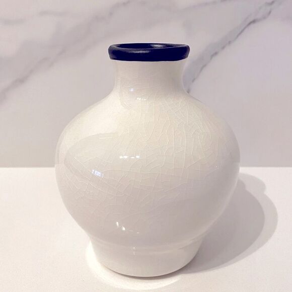NEW Beautiful Crackled Ceramic Bud Vase. Bone White and Black. 3.5” W x 4.75” H. - Picture 1 of 4